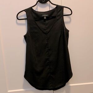 Le Château Black V-neck Sleeveless Blouse Top Tank with Tailored Details. XXS